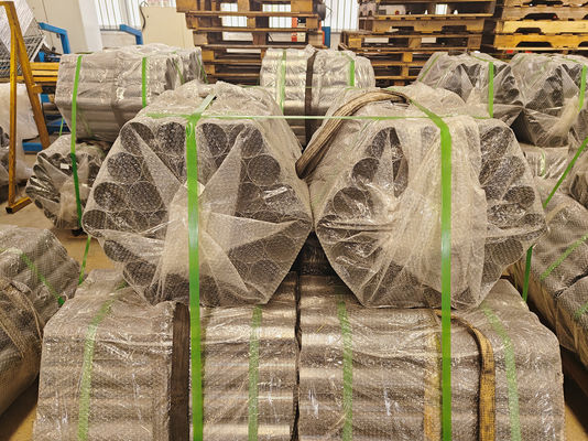 주문 산업용으로 사용되는 뒷면 코팅 두께 5-7μm, 폭 700-1250mm, 코일 ID 508/610mm의 사전 도장 강판 코일 online manufacture