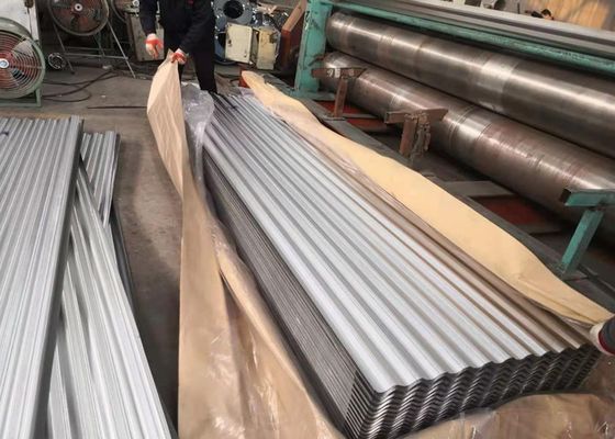 구입하다 토목 건물을 위한 800mm 유효 폭을 가진 AZ180 DX51D 갈바륨 골판지 루핑 시트 online manufacture